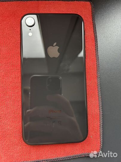 Телефон iPhone xr