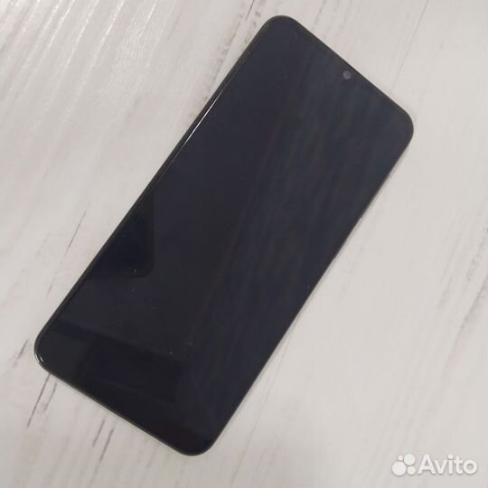 Samsung Galaxy A50, 4/64 ГБ
