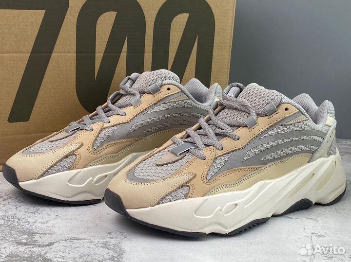 Adidas Yeezy Boost 700 V2 Cream