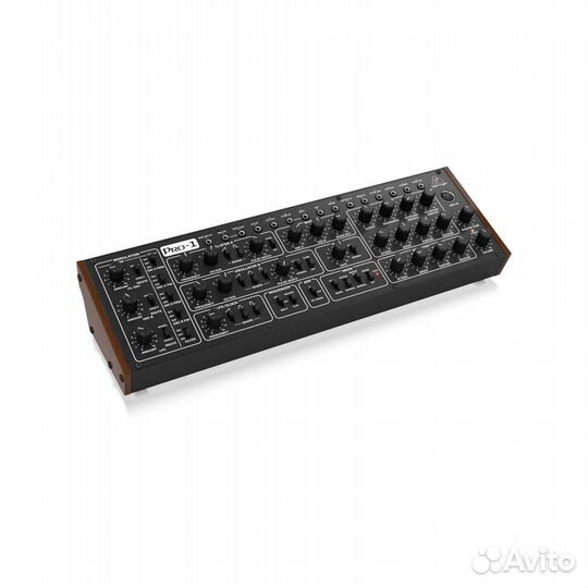 Behringer PRO-1 аналоговый синтезатор Новый