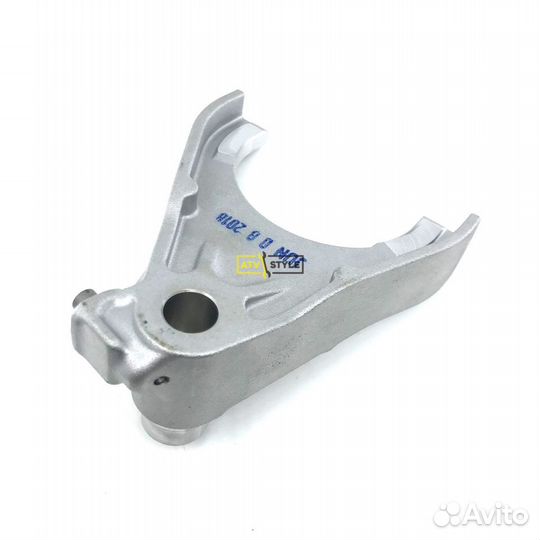 Вилка кпп Can Am 420657559