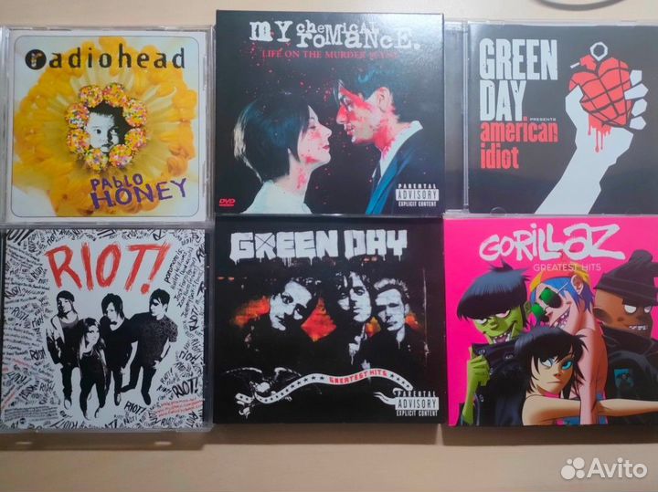 CD диски My Chemical Romance, Green Day, Paramore