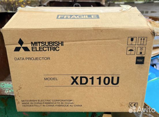 Проектор Mitsubishi XD110U