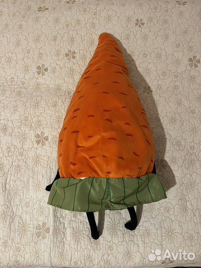 Мягкие игрушки брокколи и морковь IKEA