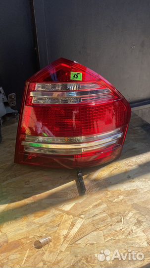 Фонарь правый Mercedes GL X164 (06-12)