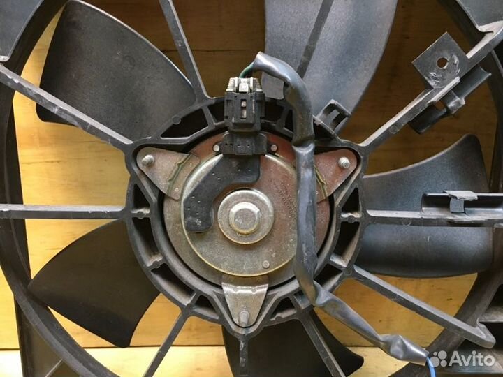 Диффузор радиатора Nissan Fuga GY50 VK45DE 2006