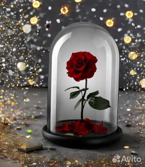 Роза в колбе на Вербное воскресенье