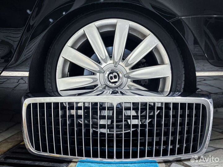 Решетка Maybach 240