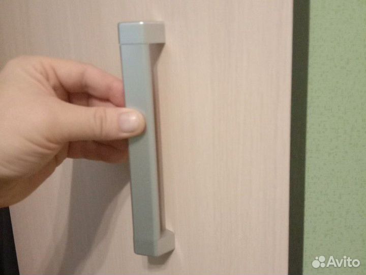 Мебельные ручки