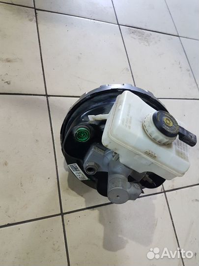 Вакуумный усилитель Audi Q5 8R 8R0612103D