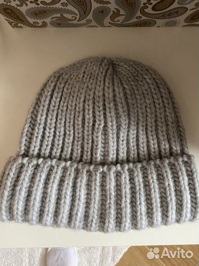 Шарфы, шапки, шляпа, варежки H&M, Zolla, Reserved