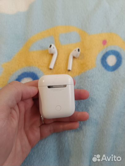 Airpods 1