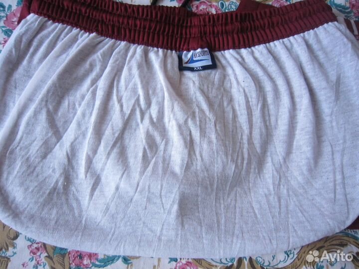 Спортивные трусы+ гетры + детские плавки, новые