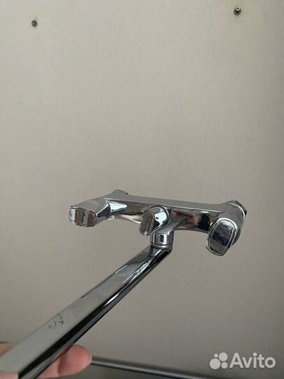 Смеситель для ванны