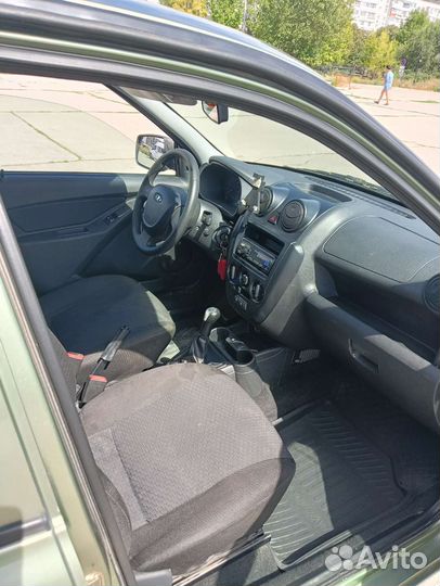 LADA Granta 1.6 МТ, 2013, 210 500 км