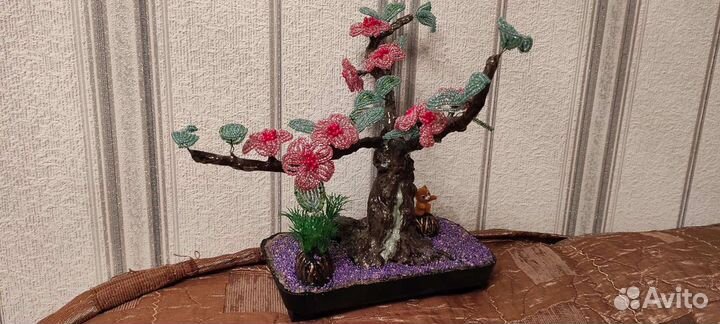 Композиция из бисера