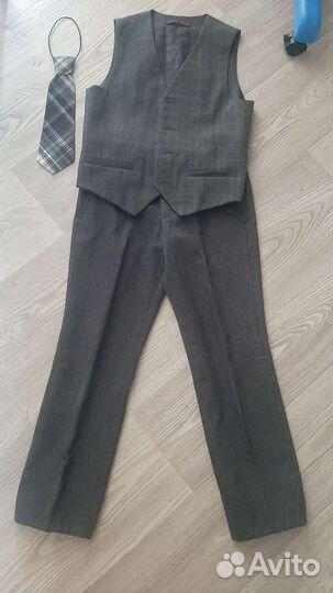 Школьная форма для мальчика серая 32