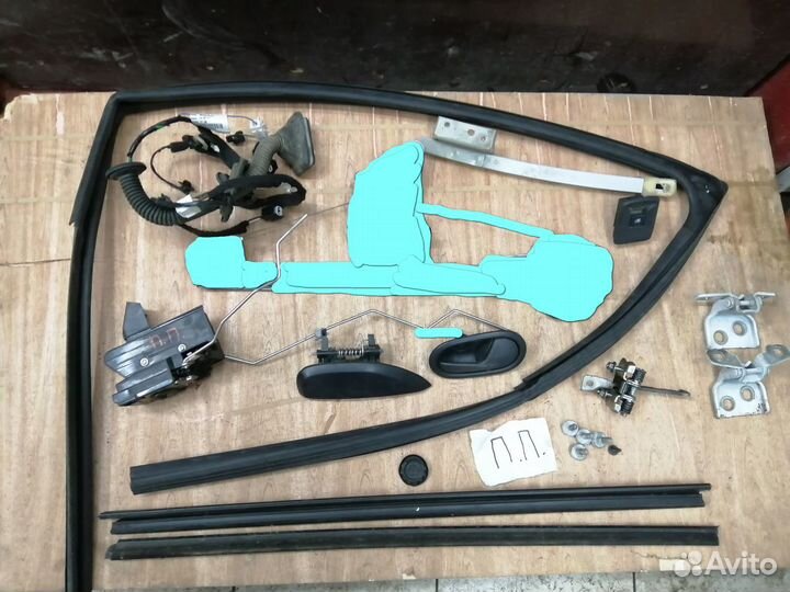 Запчасти для дверей Рено Логан 2