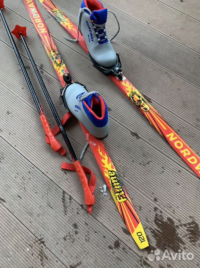 Лыжи детские с батинками