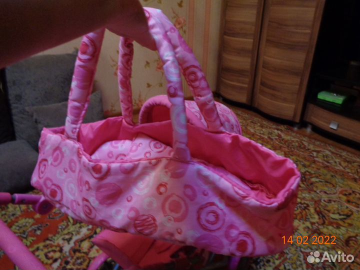 Коляска и стульчик для кормления