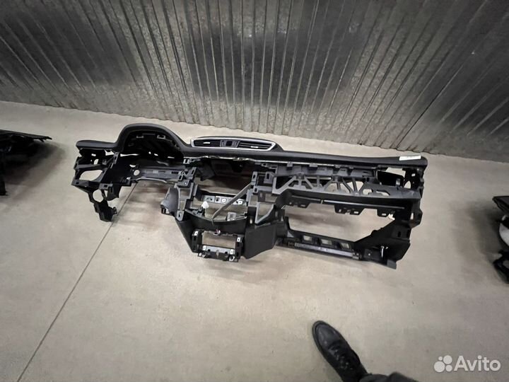 Торпедо с подушкой Ниссан Кашкай дж 11