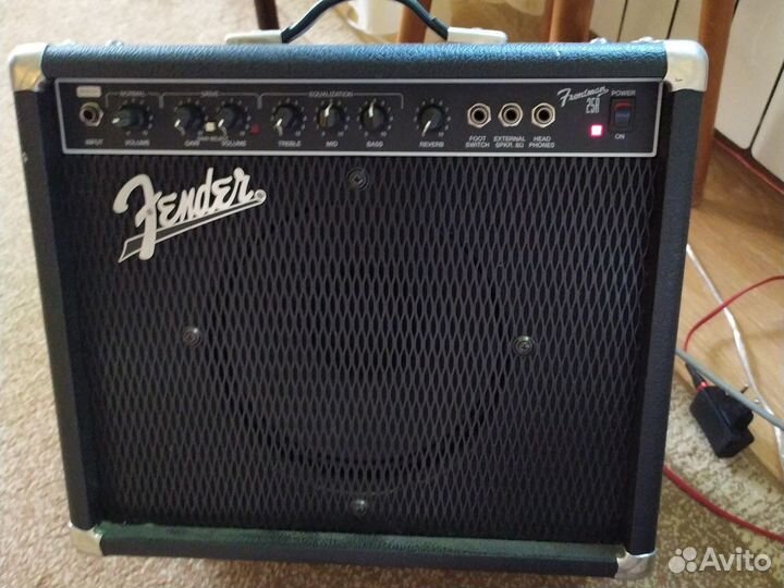 Комбоусилитель Fender 25 R