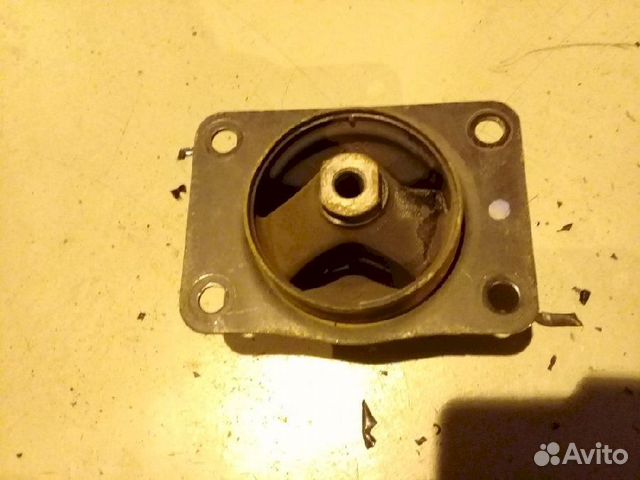 Опора двигателя (подушка двс) левая 11620-80JA0 Su