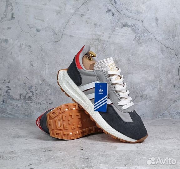 Мужские кроссовки adidas retropy e5