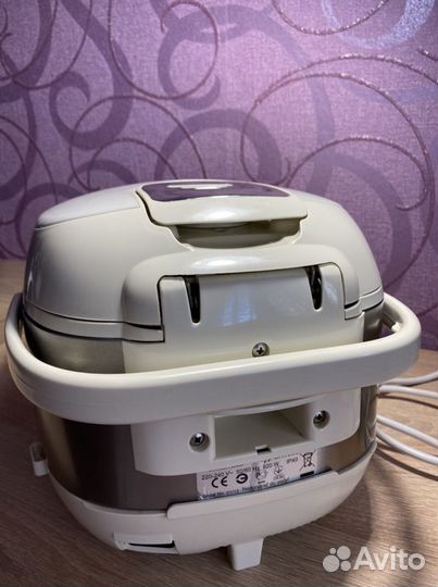 Мультиварка Zelmer EK1300