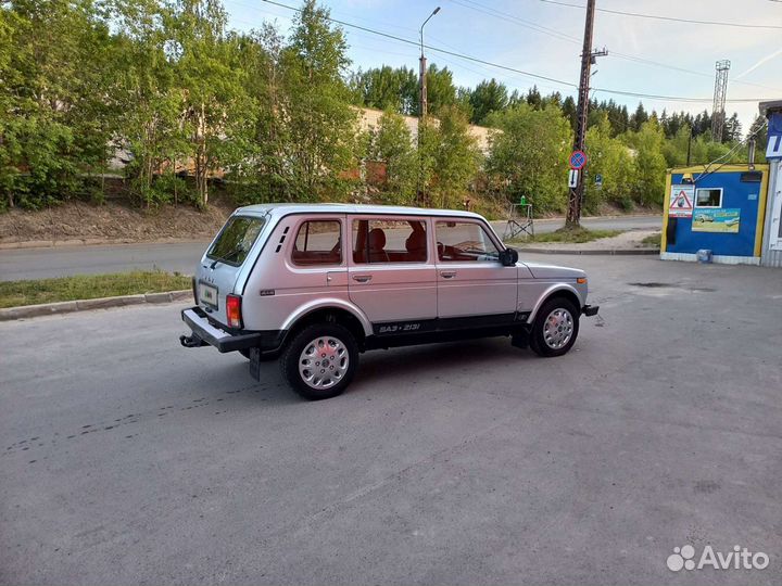 LADA 4x4 (Нива) 1.7 МТ, 2011, 105 000 км