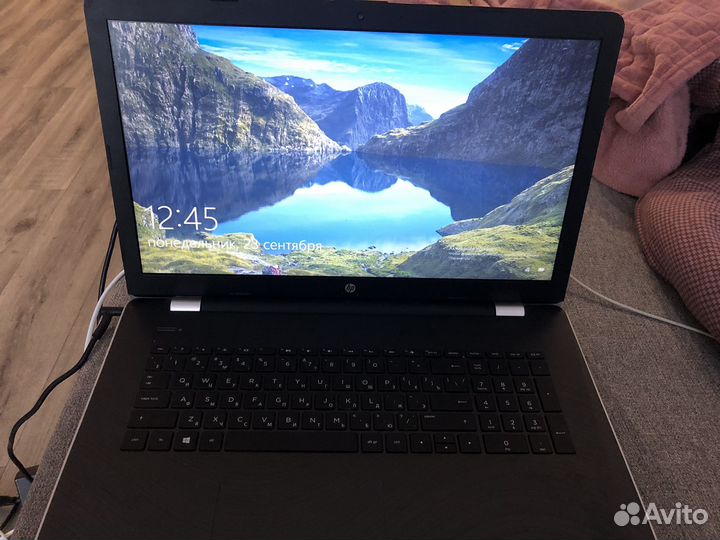 Ноутбук hp laptop 17-ak070ur