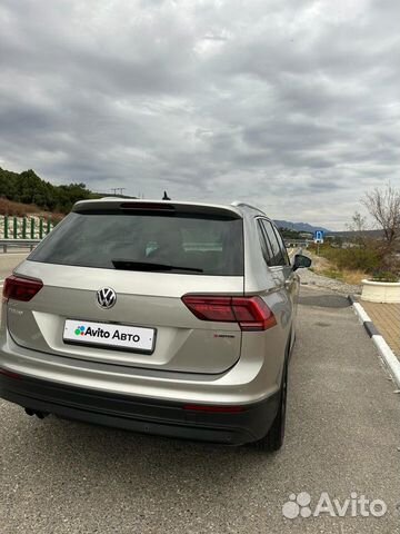 Volkswagen Tiguan 1.4 AMT, 2018, 130 000 км объявление продам