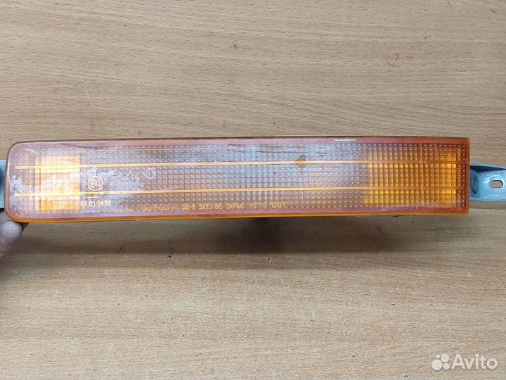 Габарит в бампер передний левый, Lexus LS 400