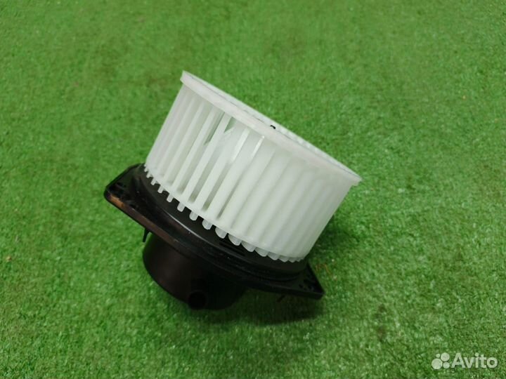 Мотор вентилятора отопителя новый Chevrolet Aveo