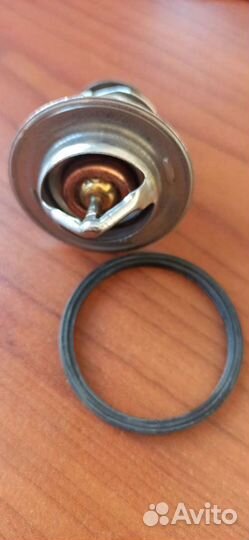 Термостат JCB diselmax 320/04618