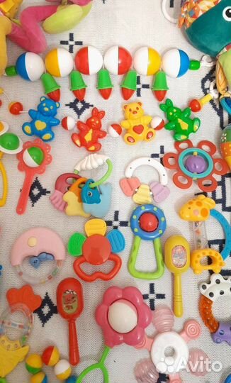 Погремушка, грызунки, подвески (33 шт)