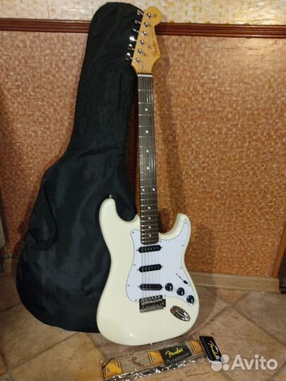 Гитарокомплект (Гитара Фендер Stratocaster)