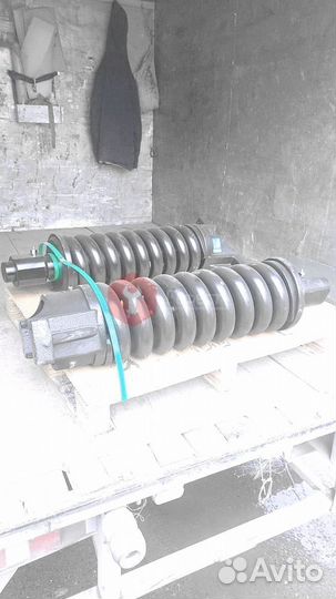 Натяжитель гусеницы JCB JS330xdautotier3 332/K5118