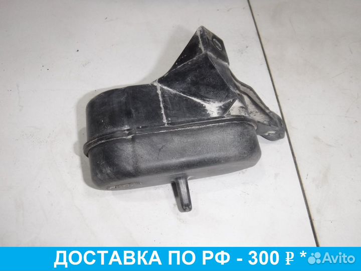 Бачок вакуумный Nissan Teana J31