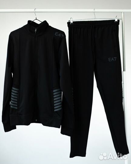 Спортивный костюм мужской Armani