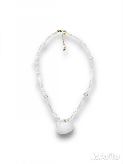 Ожерелье из перламутра с натуральной ракушкой