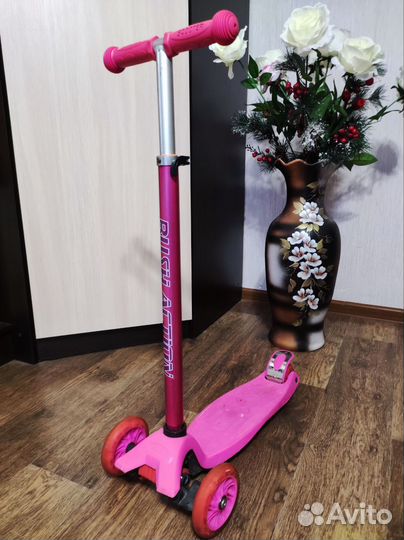 Самокат детский трехколесный