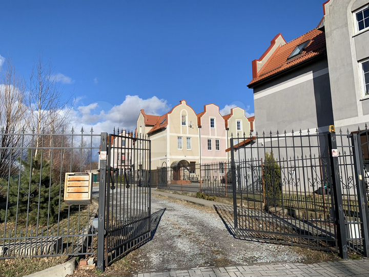 Таунхаус 164 м² на участке 1,5 сот.