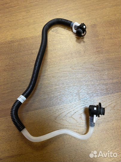 Трубка топливная A6110702032 Mercedes V-class