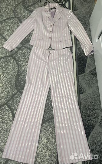 Брючный костюм женский