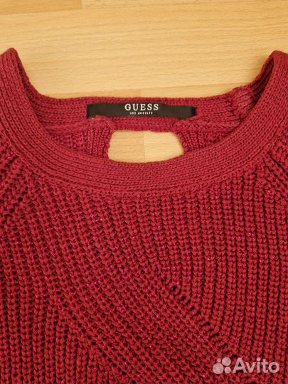 Свитер женский Guess