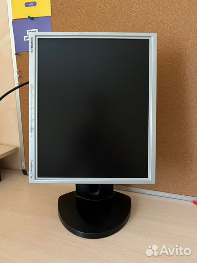 Монитор Samsung syncmaster 171N 17'