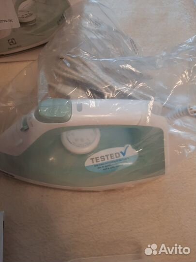 Утюг новый