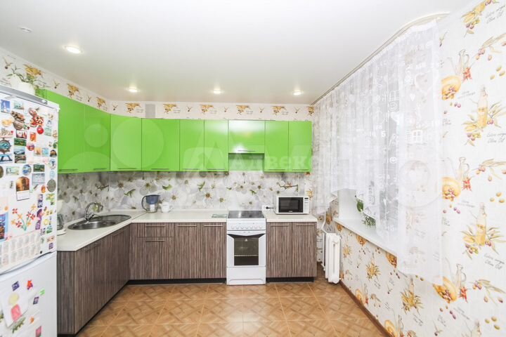 4-к. квартира, 72 м², 9/9 эт.