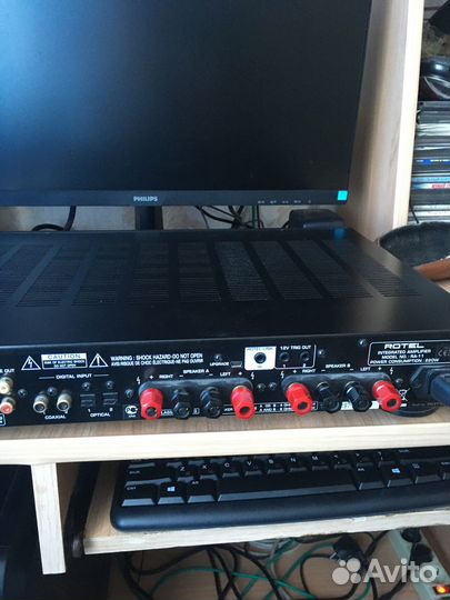 Продам усилитель Rotel ra11